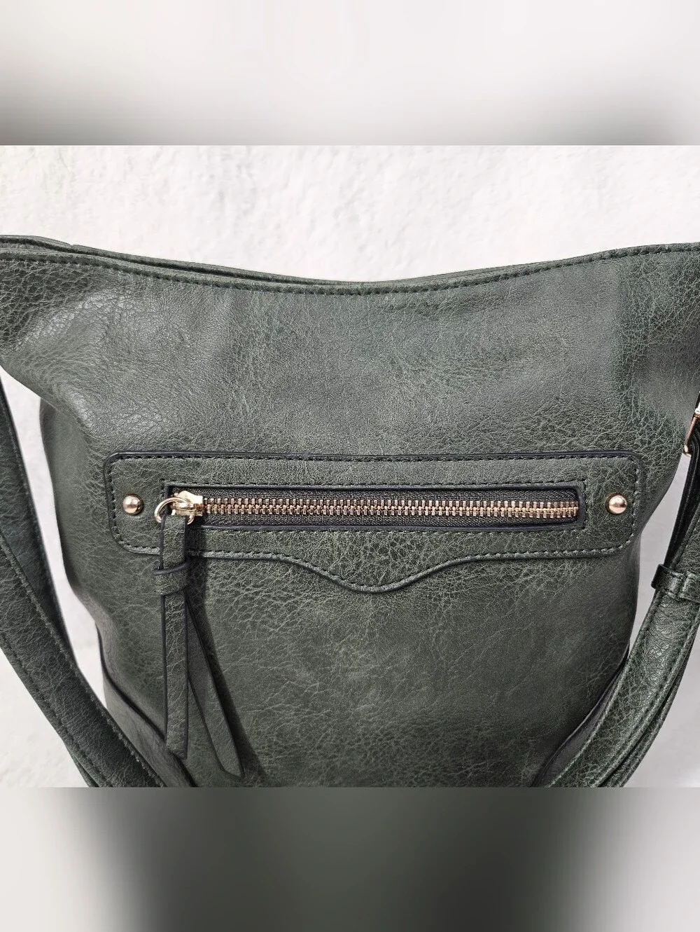 Green Faux Leather Crossbody Bucket Bag